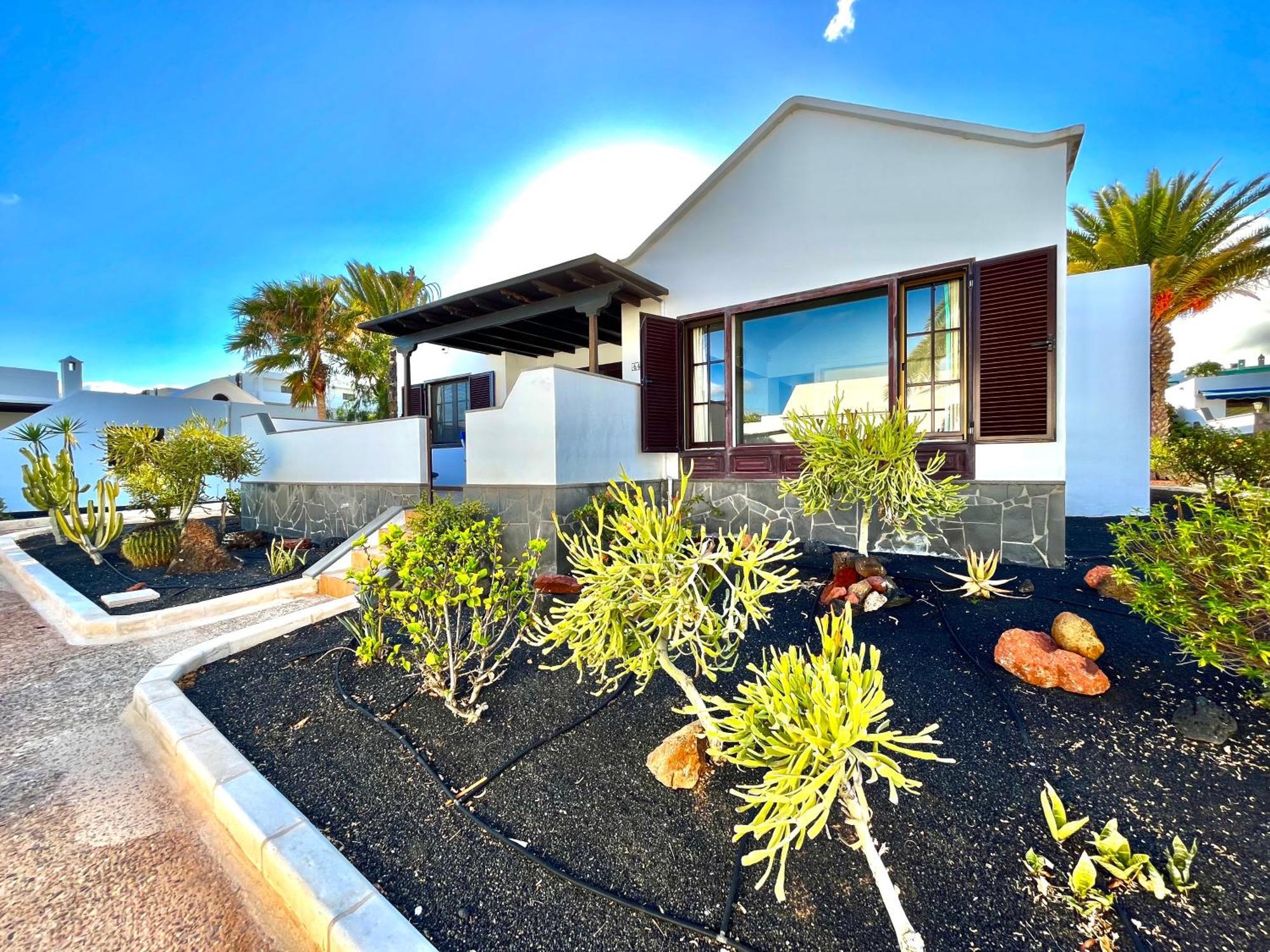 Trinity House En Playa Bastian Casa vacanze *