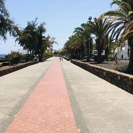 Trinity House En Playa Bastian Villa Costa Teguise Exterior photo